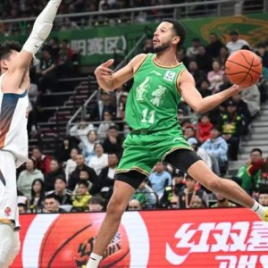 CCTV5直播！辽宁VS福建全力横扫，莱迪渐入佳境，洛佩斯猛攻内线